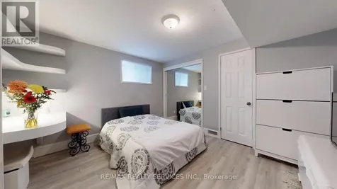 9 Orangeville Street Erin ON N0B 1Z0