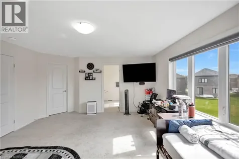 29 Jenner Drive Paris ON N3L 3E3