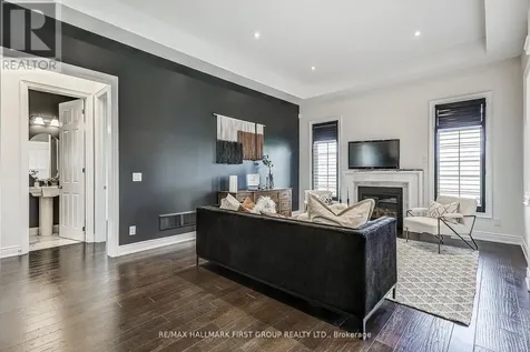 16 Beaverdams Drive Whitby ON L1P 0C4