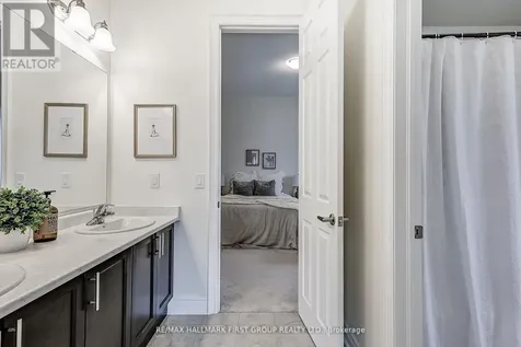 16 Beaverdams Drive Whitby ON L1P 0C4