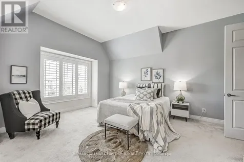 16 Beaverdams Drive Whitby ON L1P 0C4
