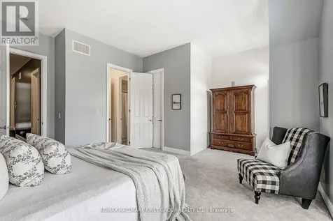 16 Beaverdams Drive Whitby ON L1P 0C4