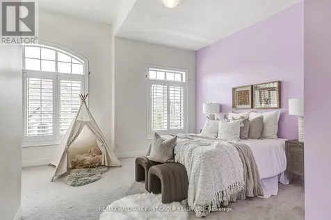 16 Beaverdams Drive Whitby ON L1P 0C4