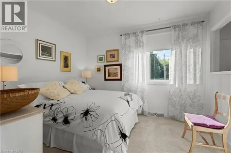 1327 Pelham Street Fonthill ON L0S 1E0