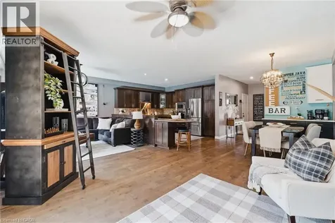 631 Woodlawn Place Waterloo ON N2T 0A1