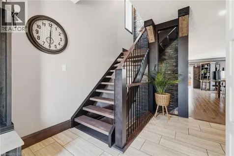 631 Woodlawn Place Waterloo ON N2T 0A1