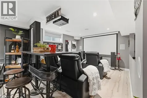 631 Woodlawn Place Waterloo ON N2T 0A1