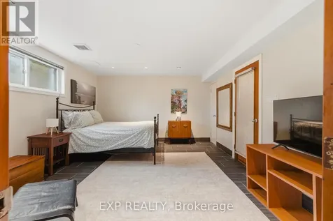 459 Lee Avenue Waterloo ON N2K 1Y1