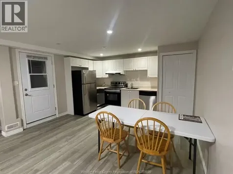 724 Massimo Crescent Windsor ON N9G 3C7