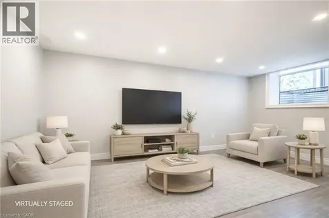 5482 Randolph Crescent Burlington ON L7L 3C5