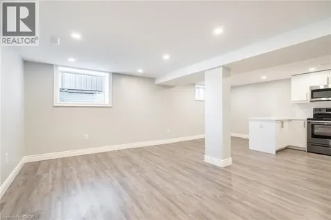 5482 Randolph Crescent Burlington ON L7L 3C5