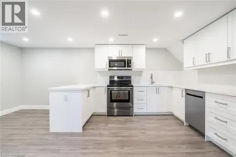 5482 Randolph Crescent Burlington ON L7L 3C5