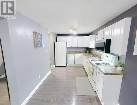 648 Doon Village Road Kitchener ON N2P 1A2