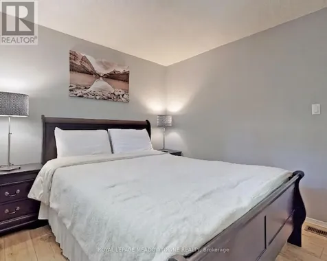 648 Doon Village Road Kitchener ON N2P 1A2
