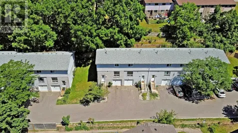 648 Doon Village Road Kitchener ON N2P 1A2