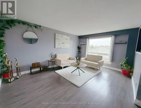 648 Doon Village Road Kitchener ON N2P 1A2