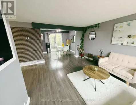 648 Doon Village Road Kitchener ON N2P 1A2