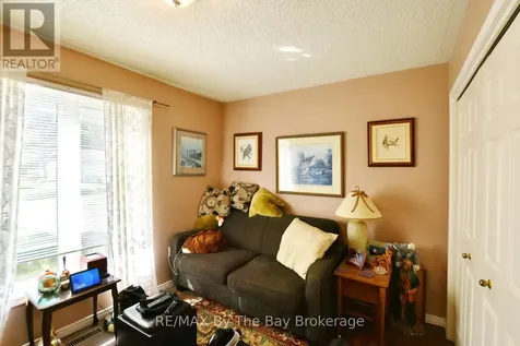 16 Indiana Avenue Wasaga Beach ON L9Z 3A8