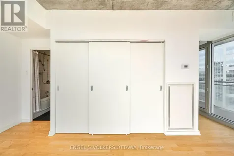 324 Laurier Avenue West Ottawa ON K1P 0A4