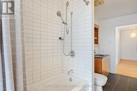 324 Laurier Avenue West Ottawa ON K1P 0A4