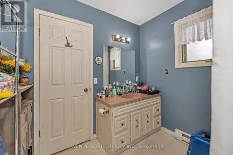 143 Brockville Street Smiths Falls ON K7A 3Y7