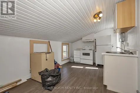 143 Brockville Street Smiths Falls ON K7A 3Y7