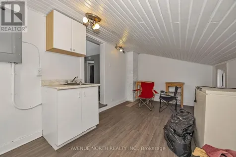 143 Brockville Street Smiths Falls ON K7A 3Y7