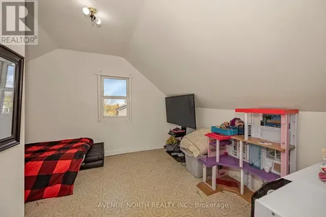 143 Brockville Street Smiths Falls ON K7A 3Y7