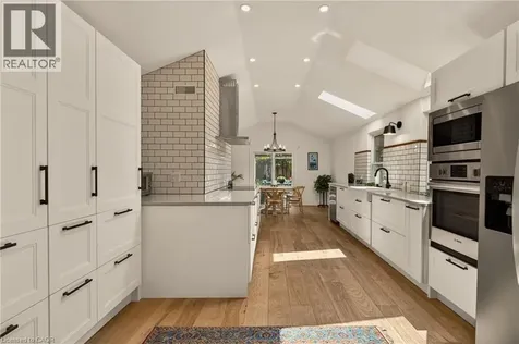 32 Magill Street Hamilton ON L8R 2Y5