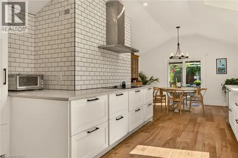 32 Magill Street Hamilton ON L8R 2Y5