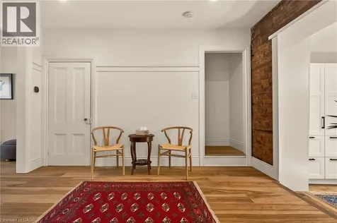 32 Magill Street Hamilton ON L8R 2Y5