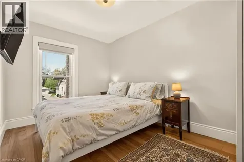 32 Magill Street Hamilton ON L8R 2Y5