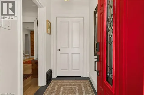 32 Magill Street Hamilton ON L8R 2Y5