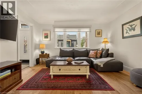 32 Magill Street Hamilton ON L8R 2Y5