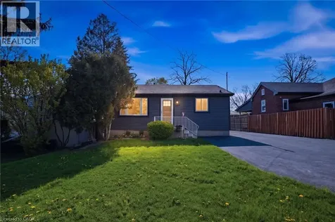 249 West 18th Street Hamilton ON L9C 4H1