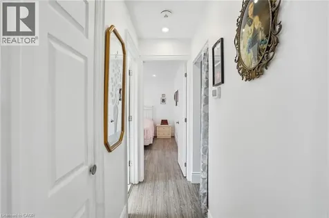 249 West 18th Street Hamilton ON L9C 4H1