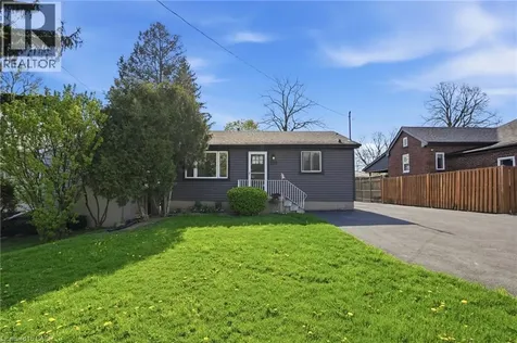 249 West 18th Street Hamilton ON L9C 4H1