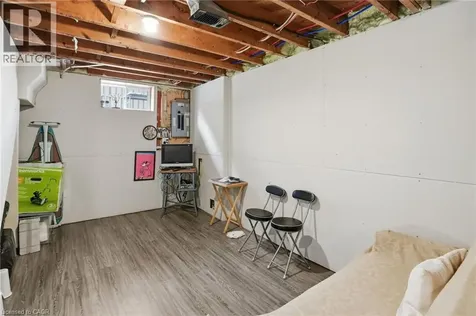 249 West 18th Street Hamilton ON L9C 4H1