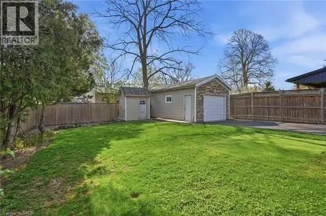 249 West 18th Street Hamilton ON L9C 4H1