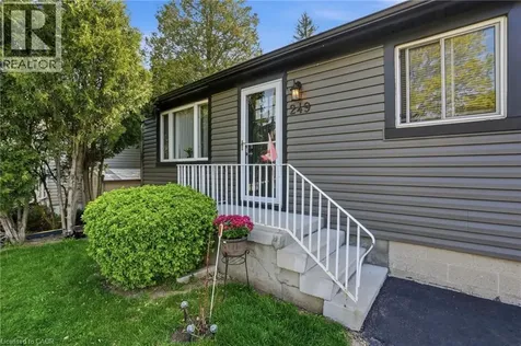 249 West 18th Street Hamilton ON L9C 4H1