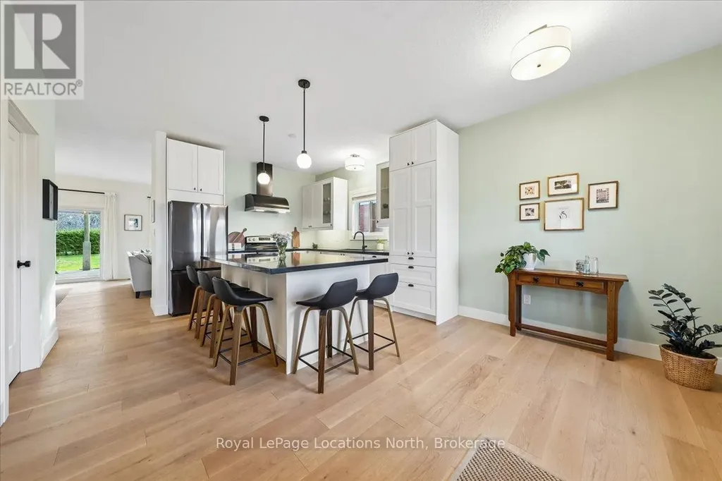 32 Alyssa Drive Collingwood ON L9Y 5K9