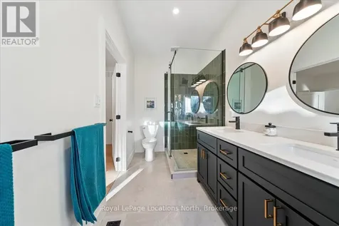 32 Alyssa Drive Collingwood ON L9Y 5K9