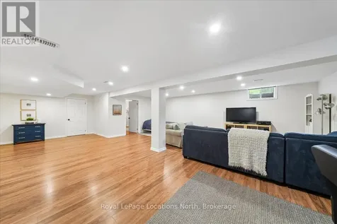 32 Alyssa Drive Collingwood ON L9Y 5K9