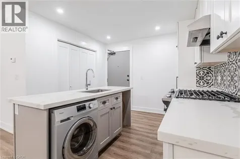 27 Bold Street Hamilton ON L8P 1T3