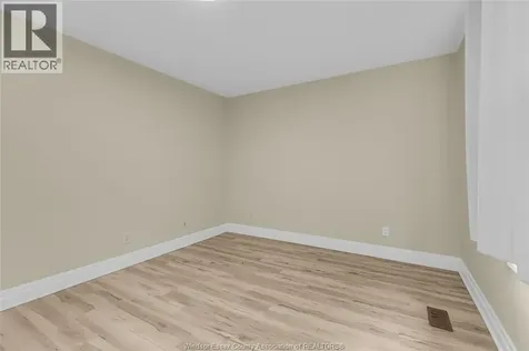 258 Elm Avenue Windsor ON N9A 5G8