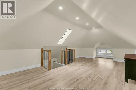 258 Elm Avenue Windsor ON N9A 5G8