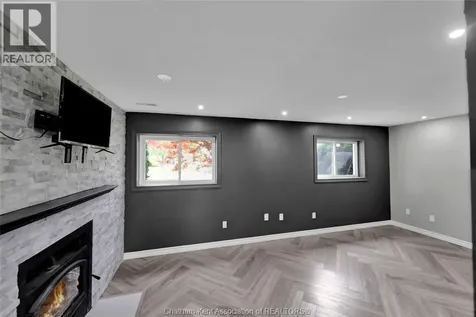 74 Chestnut Drive Chatham ON N7M 4Z1