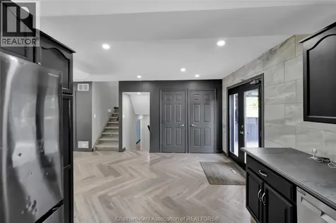 74 Chestnut Drive Chatham ON N7M 4Z1