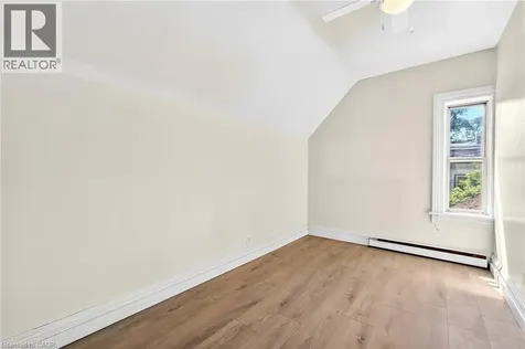 15 Warnock Street Cambridge ON N1R 2A7