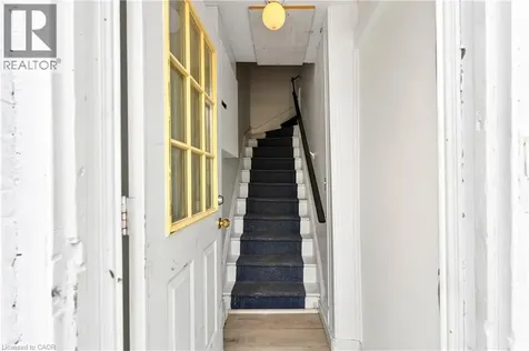 15 Warnock Street Cambridge ON N1R 2A7